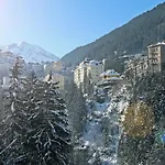 Gruener Baum Hotel