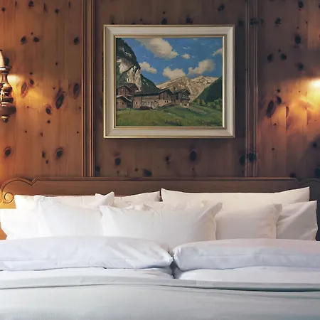 Gruener Baum Hotel 4*