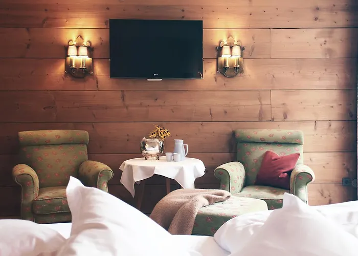 Gruener Baum Hotel 4*