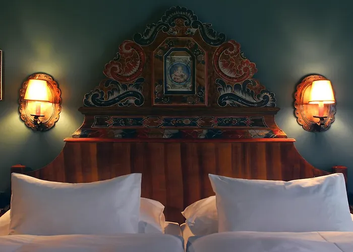 Gruener Baum Hotel 4*